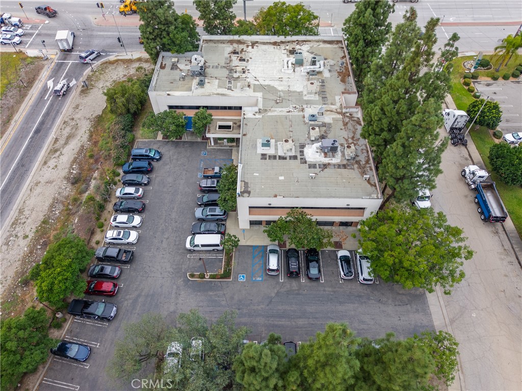6520 N Irwindale