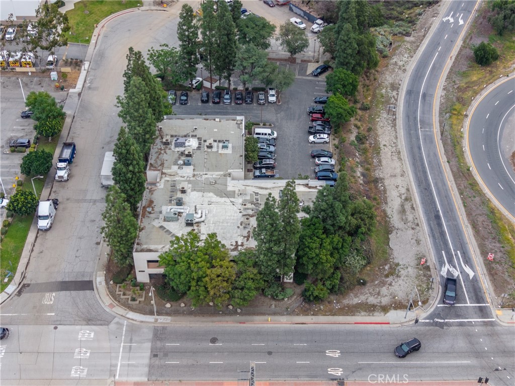 6520 N Irwindale