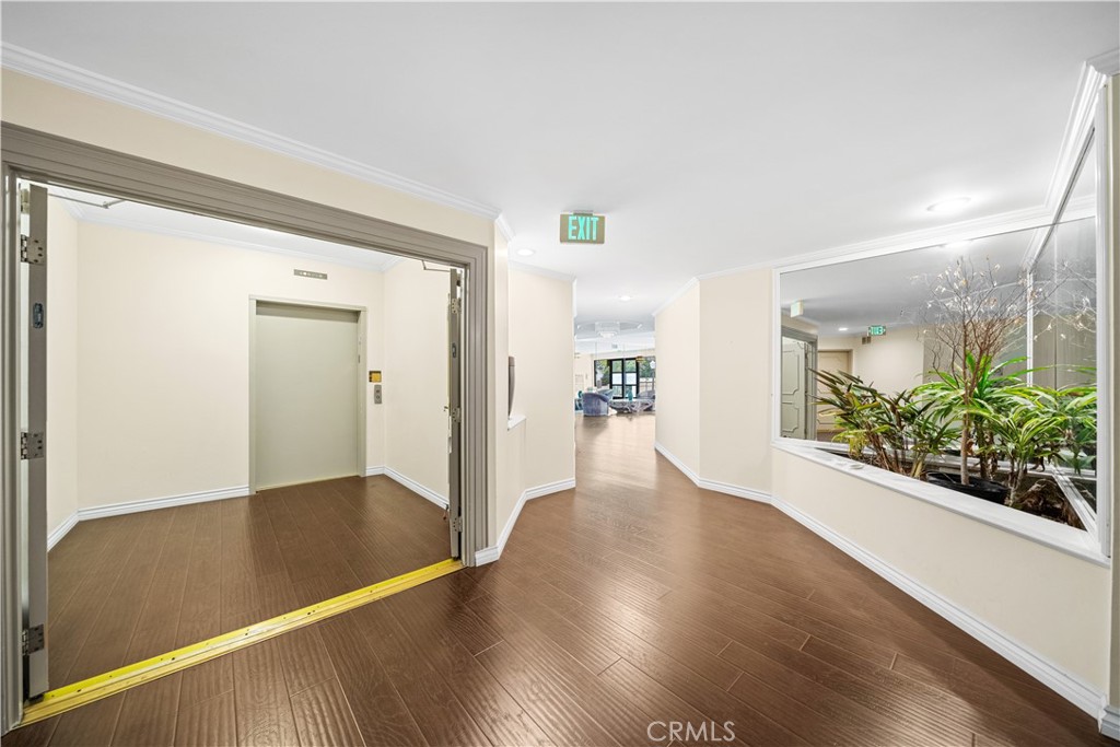 10475 Ashton Avenue Avenue 301