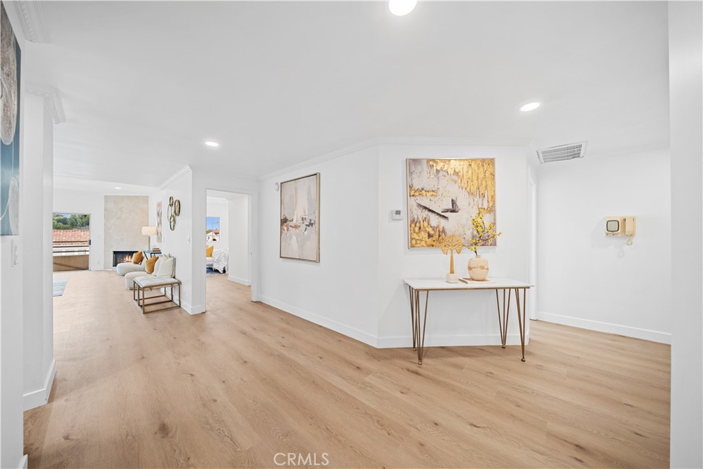 10475 Ashton Avenue Avenue 301