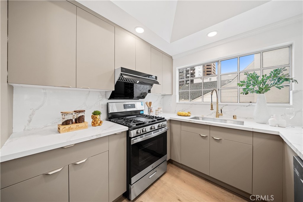 10475 Ashton Avenue Avenue 301