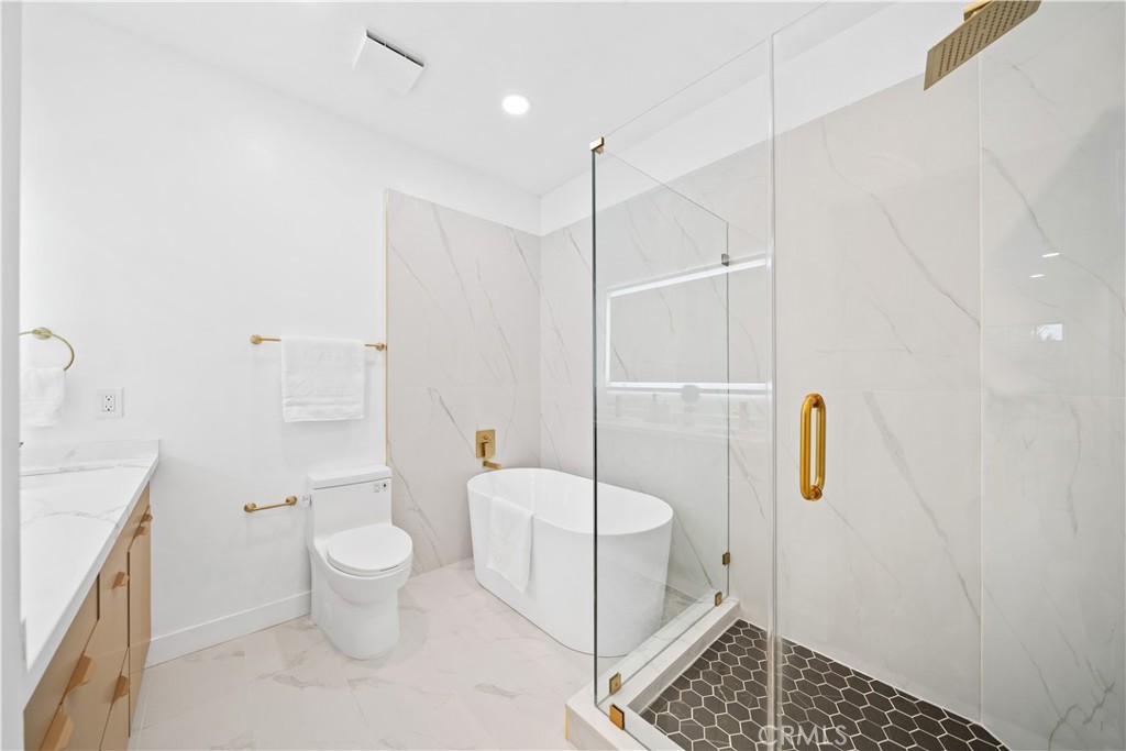 10475 Ashton Avenue Avenue 301