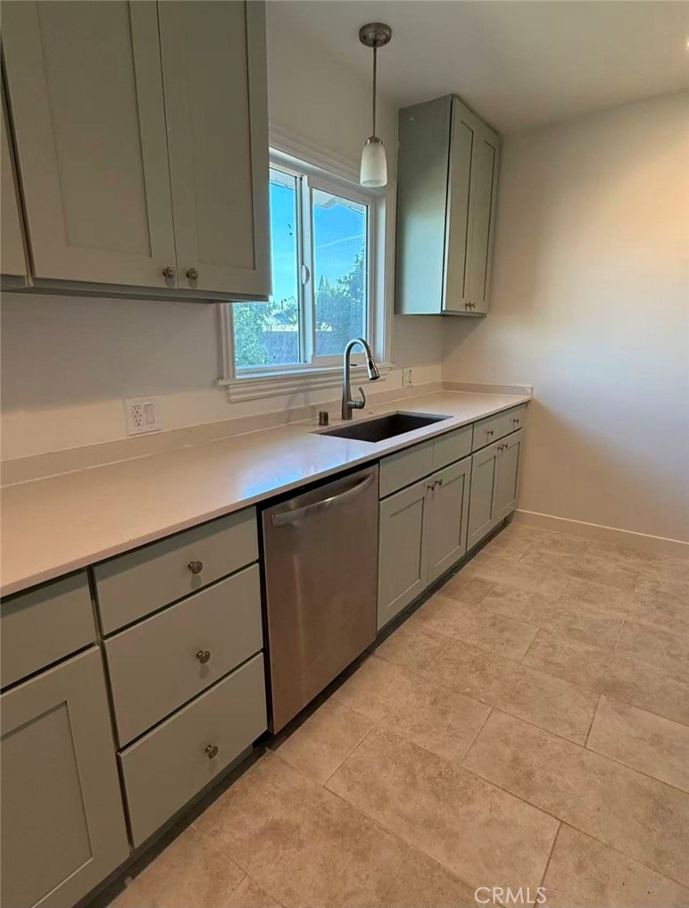 14936 Los Robles Avenue A