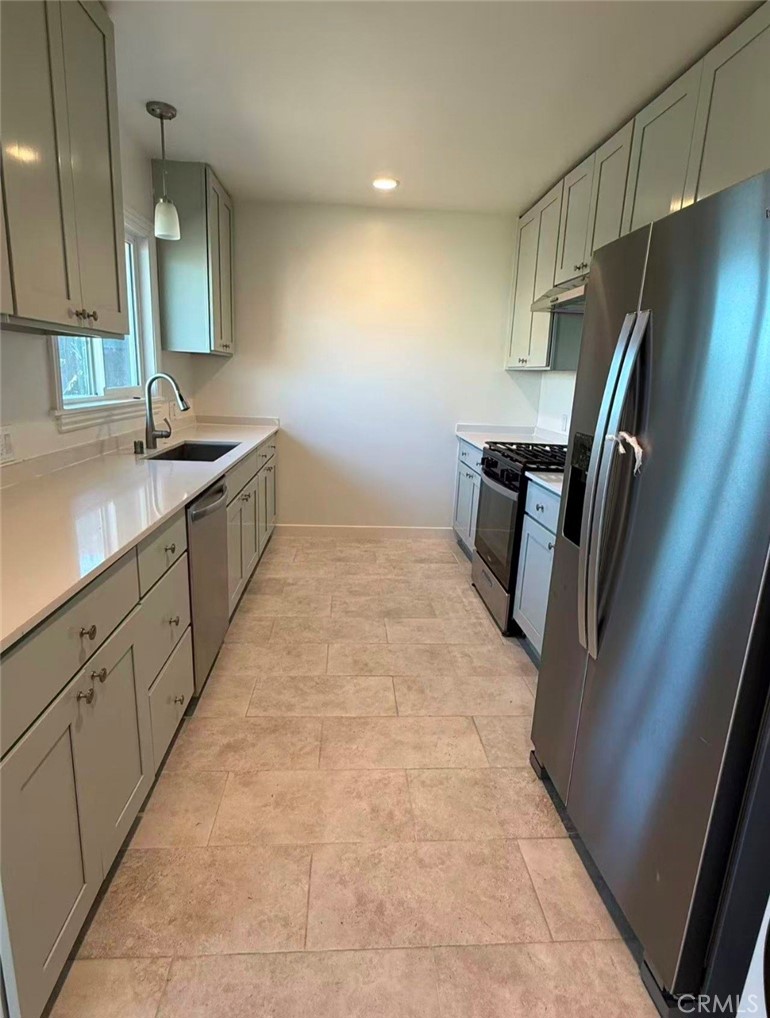 14936 Los Robles Avenue A