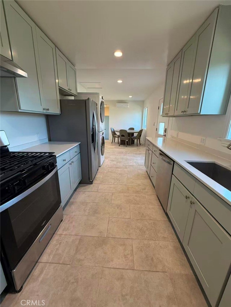 14936 Los Robles Avenue A