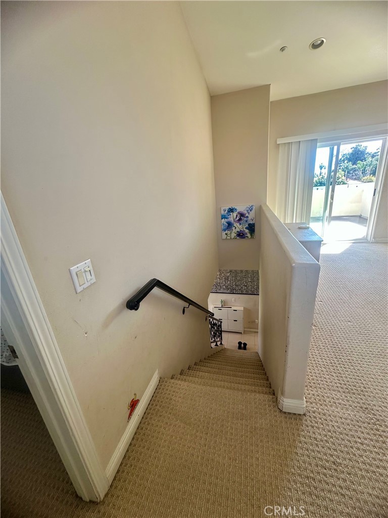 119 S Walnut Grove Avenue