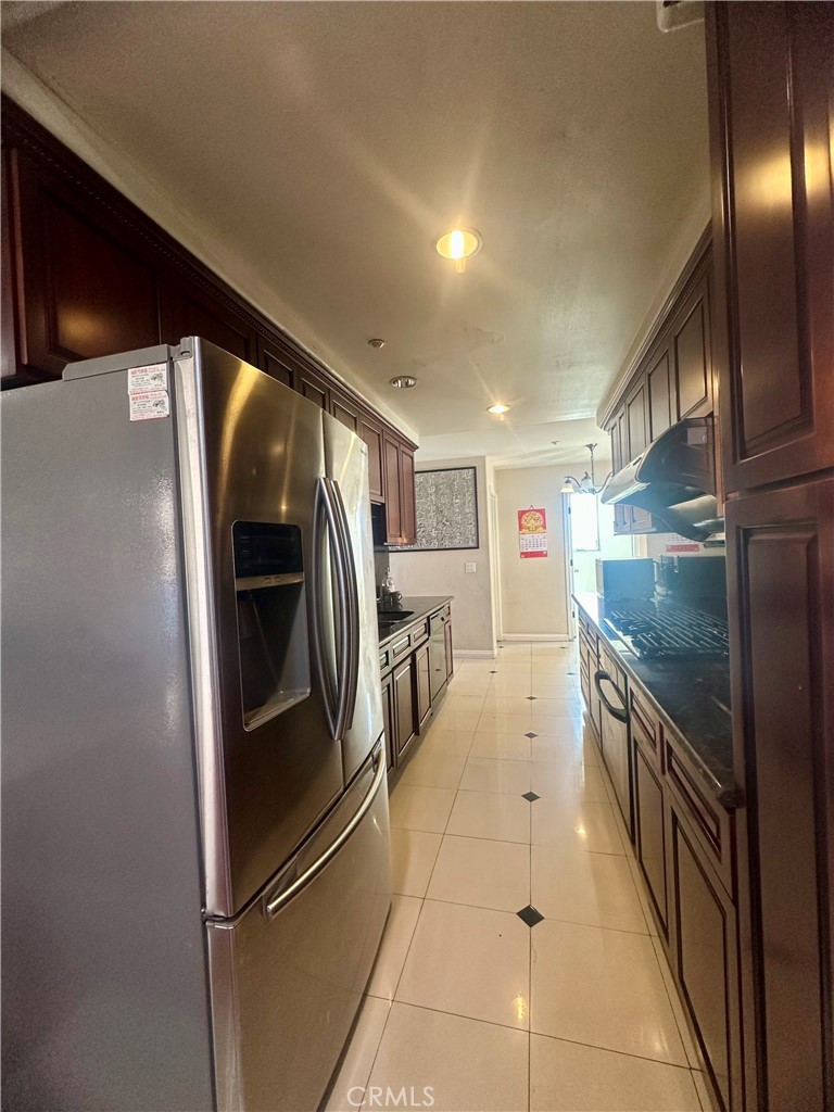 119 S Walnut Grove Avenue