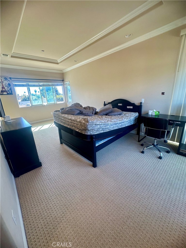 119 S Walnut Grove Avenue