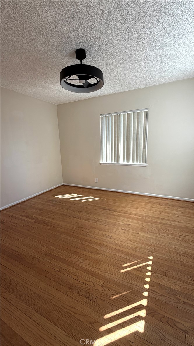 927 Latchford Avenue