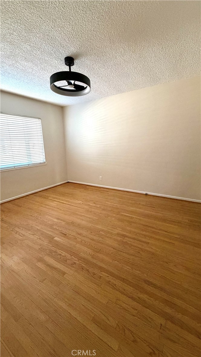 927 Latchford Avenue