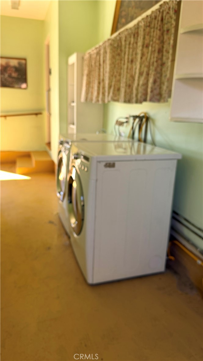 927 Latchford Avenue