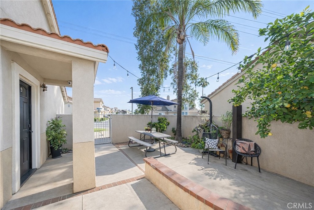 717 North Angeleno Avenue