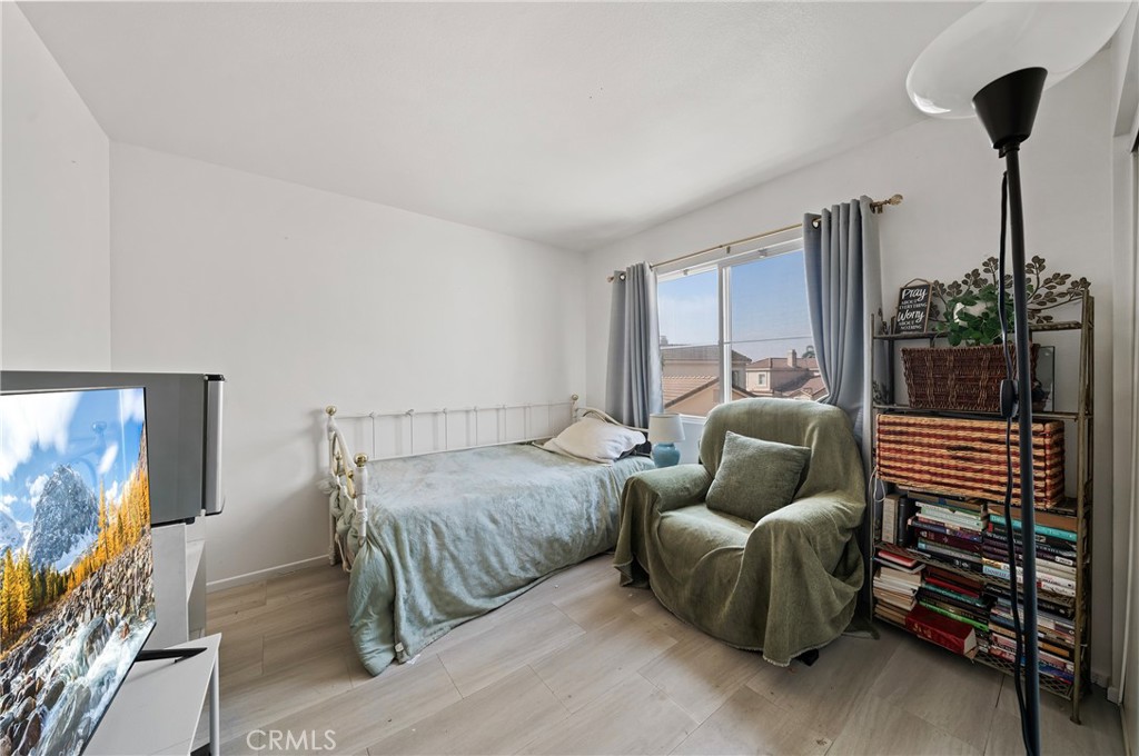 717 North Angeleno Avenue