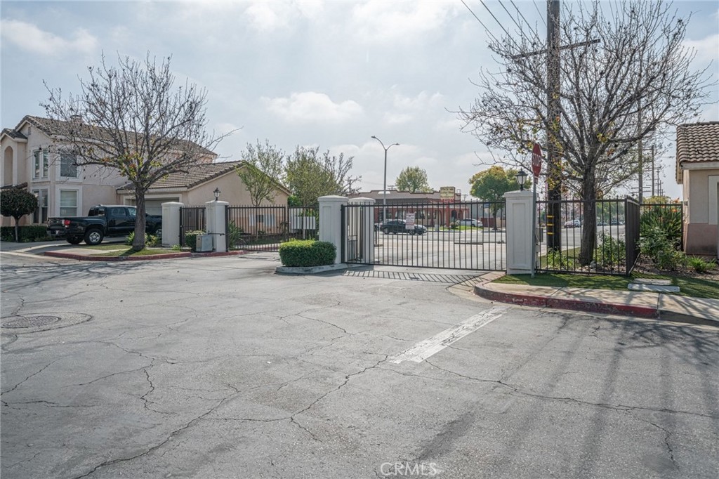 717 North Angeleno Avenue