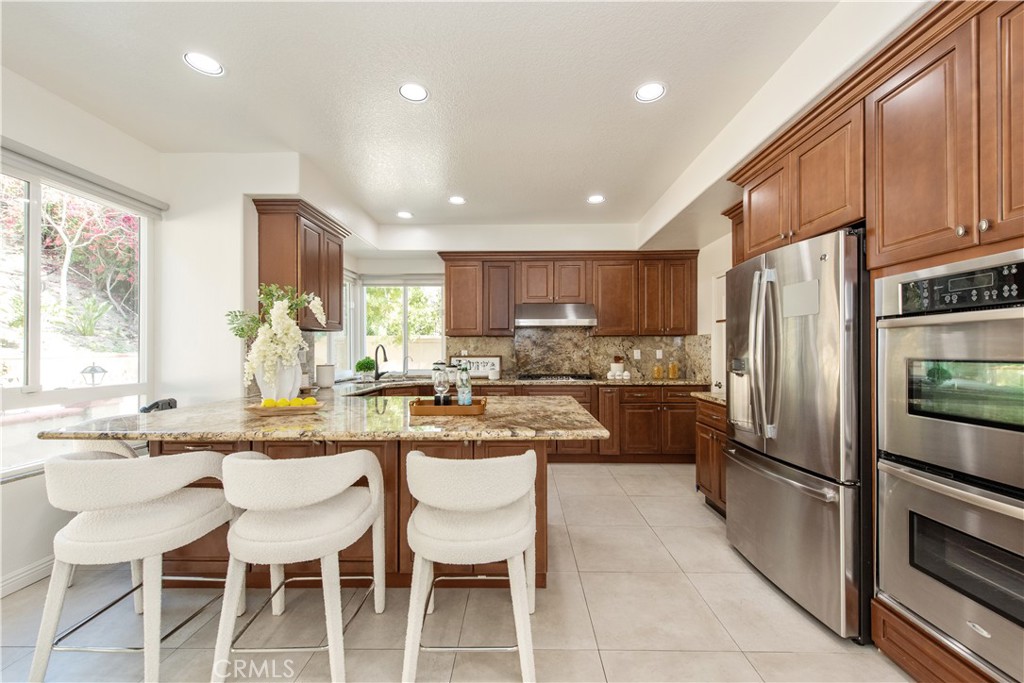 19933 Hidden Springs