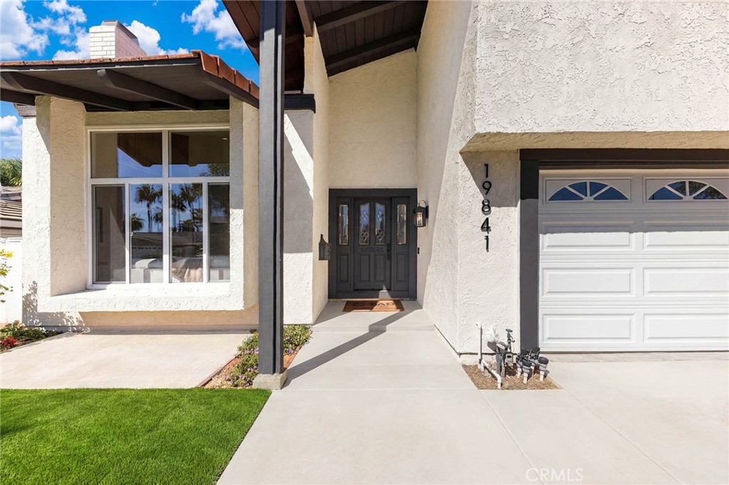 19841 Lombardy Lane