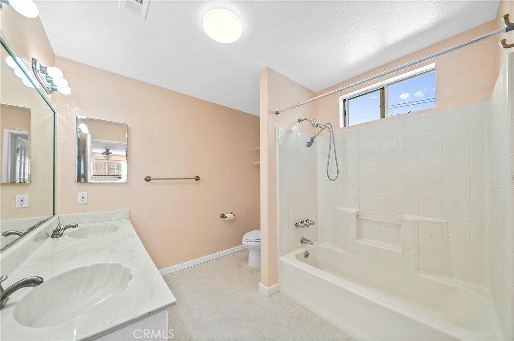 1274 N Sierra Bonita