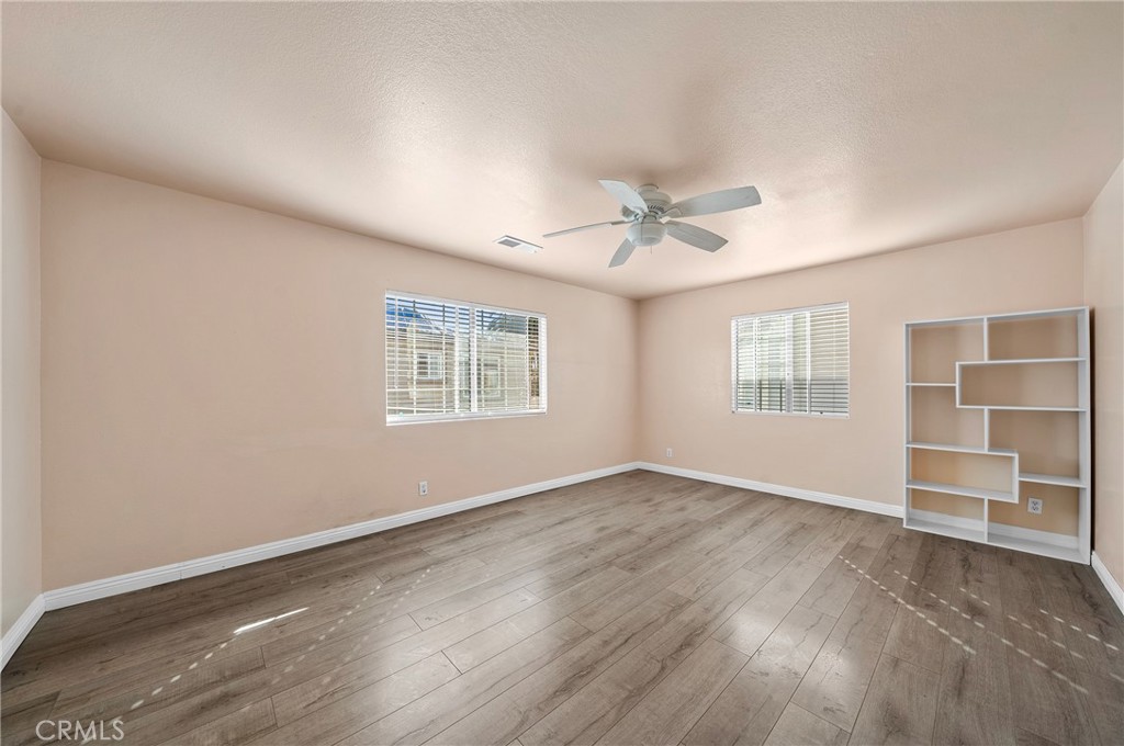 1274 N Sierra Bonita