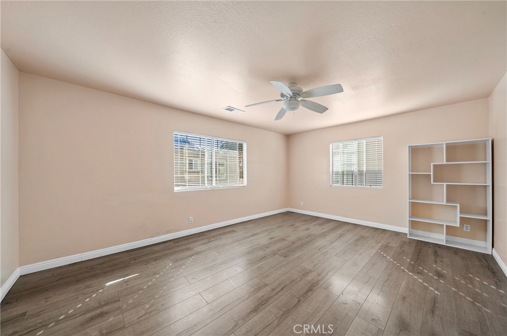 1274 N Sierra Bonita