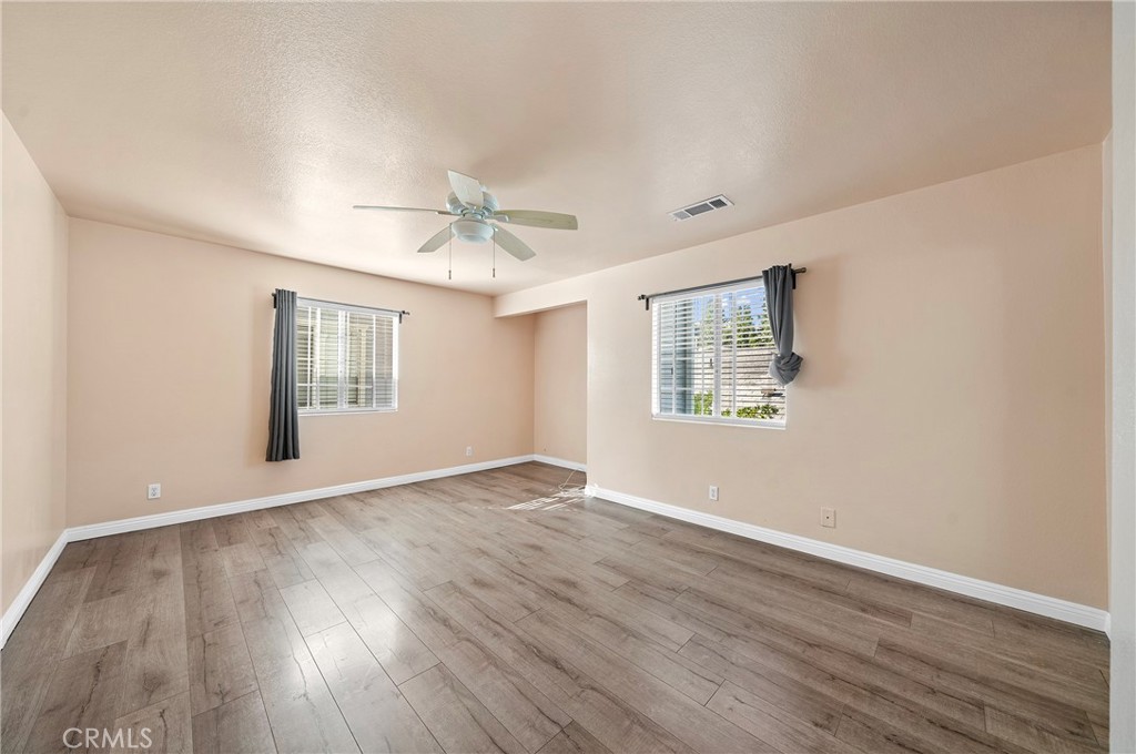 1274 N Sierra Bonita