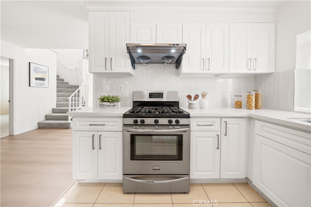 13158 Pinnacle Court