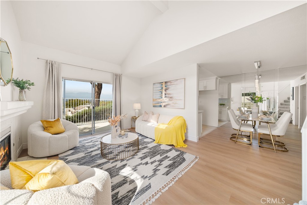 13158 Pinnacle Court