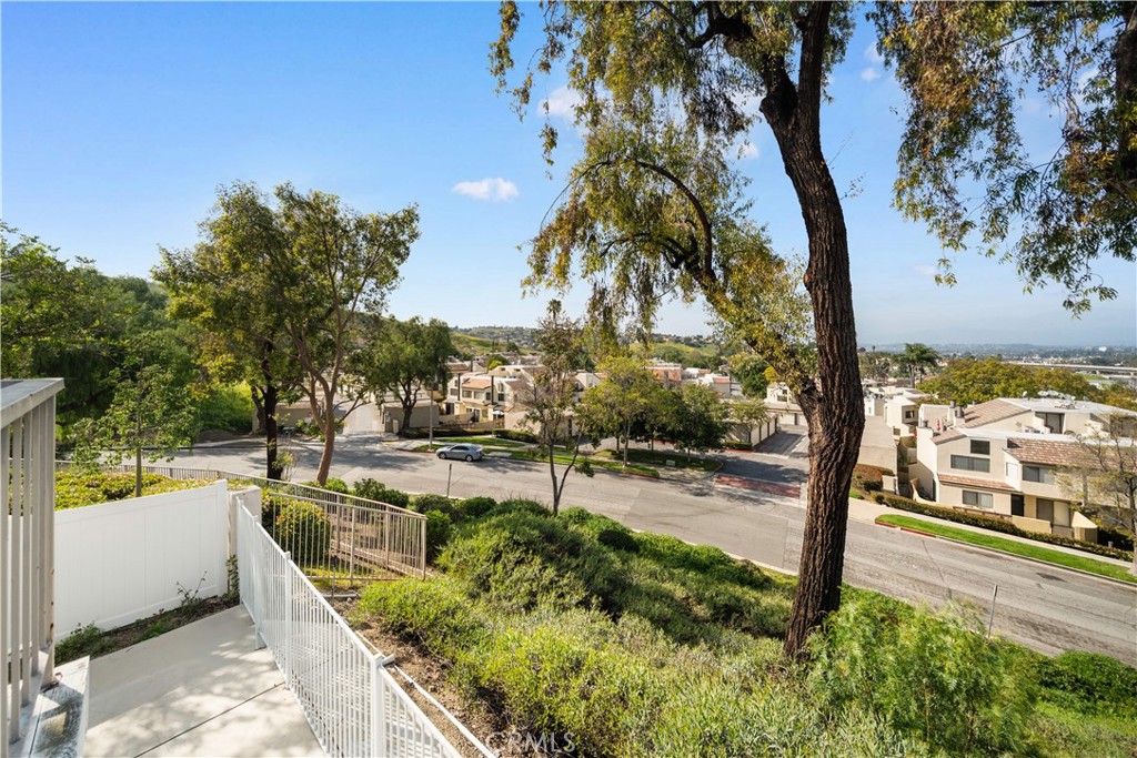 13158 Pinnacle Court