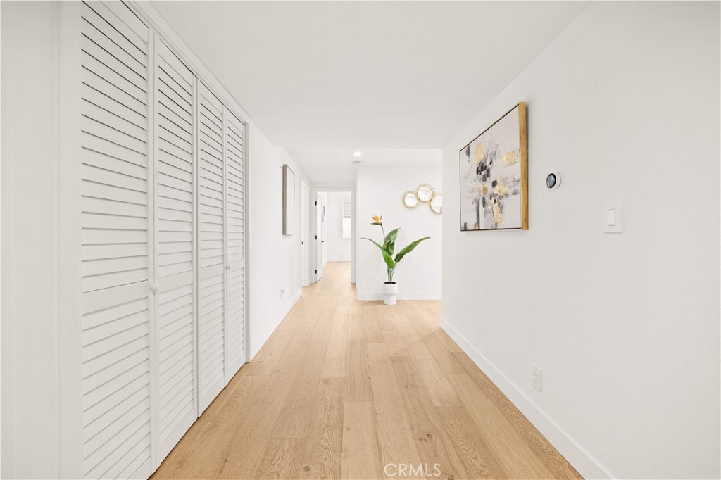 10326 Almayo Avenue 201