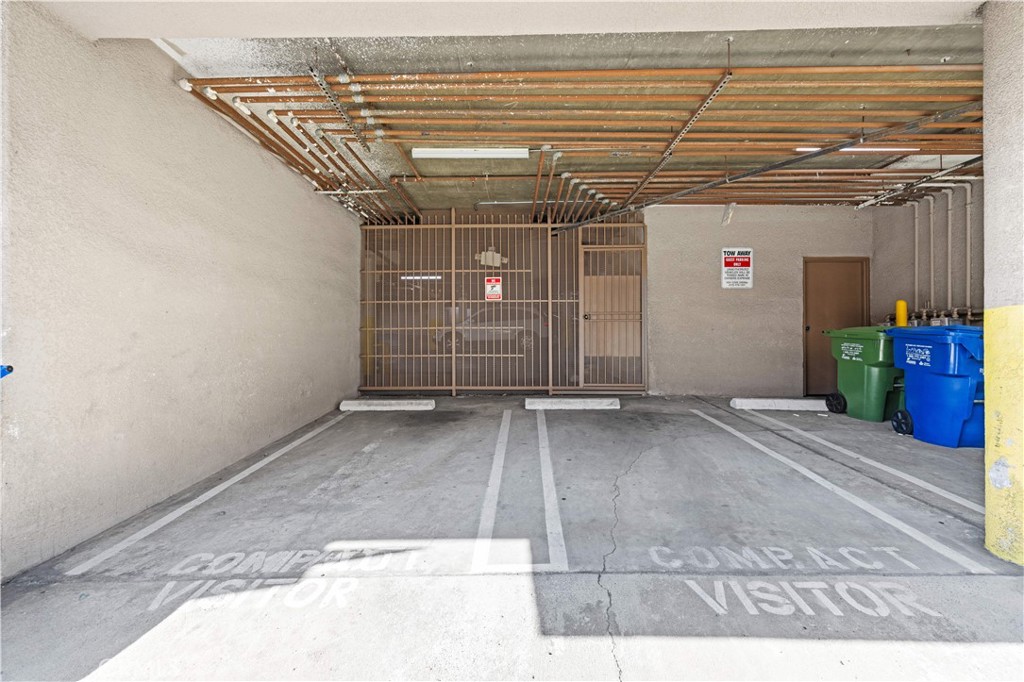 10326 Almayo Avenue 201