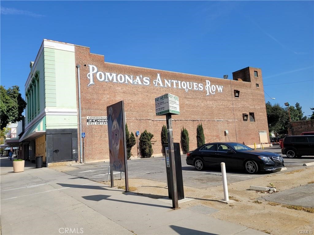 160 E 2nd Street