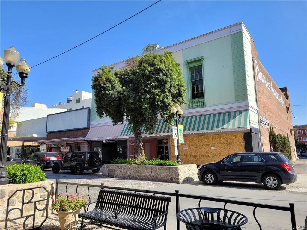 160 E 2nd Street