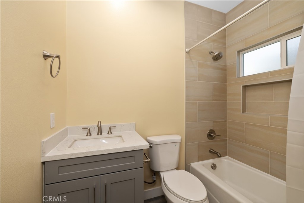 15629 Alwood
