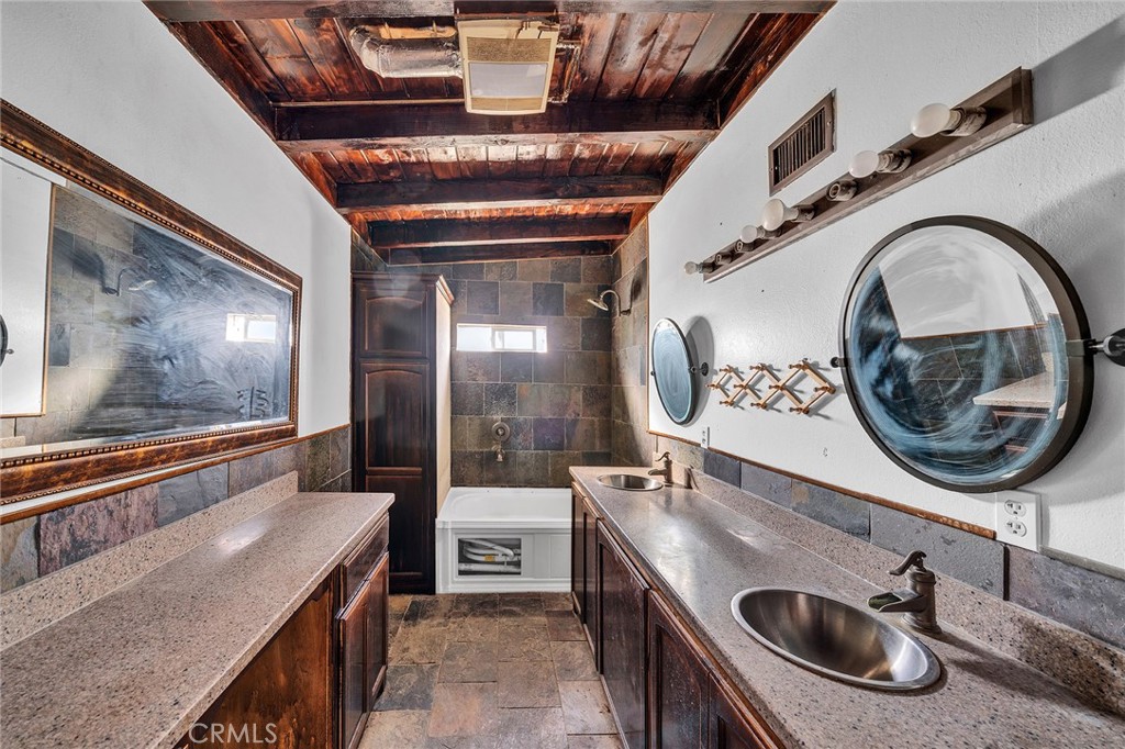 31516 Clay River Road