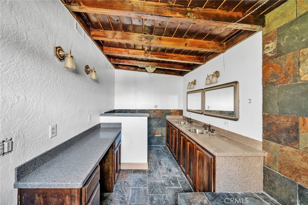 31516 Clay River Road