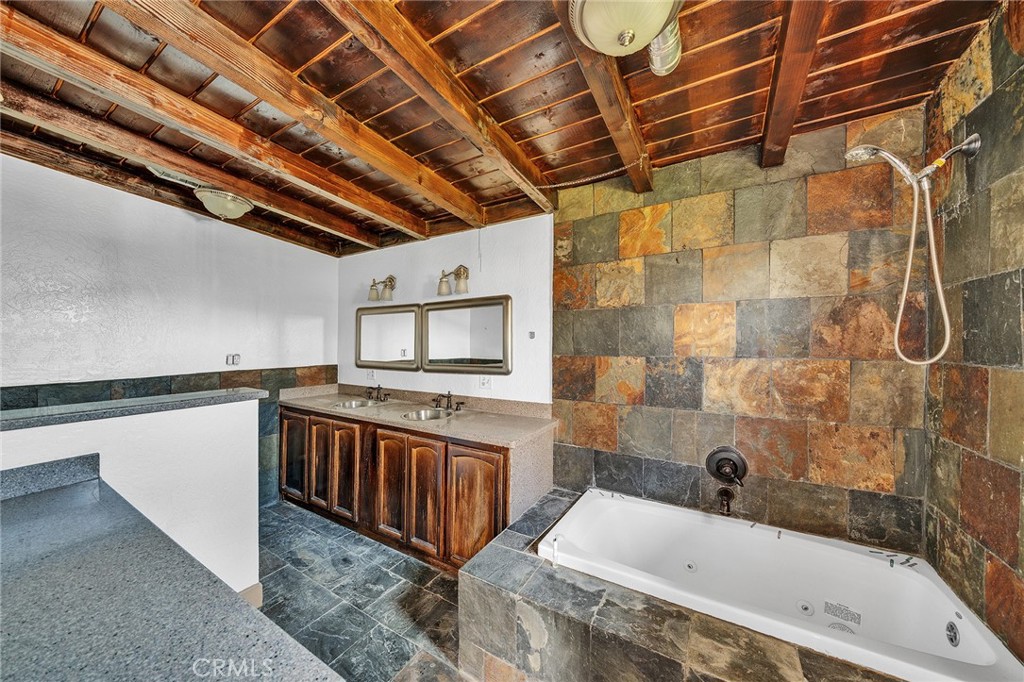 31516 Clay River Road