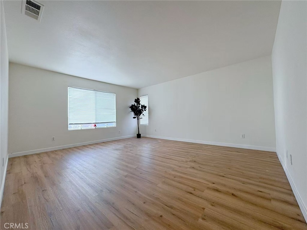5737 Annandale