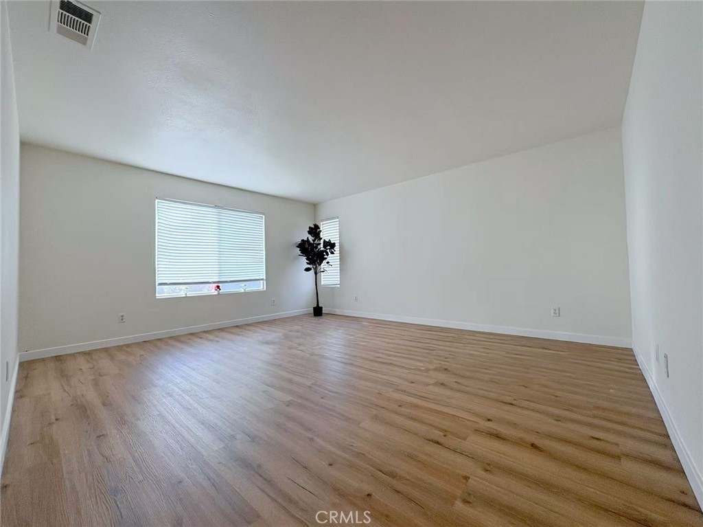 5737 Annandale
