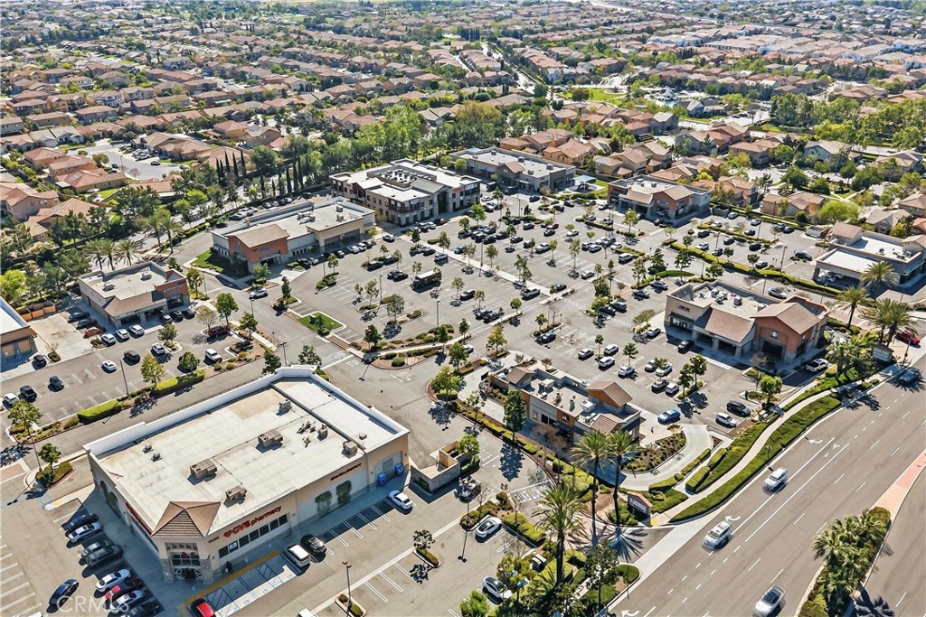 7038 Village