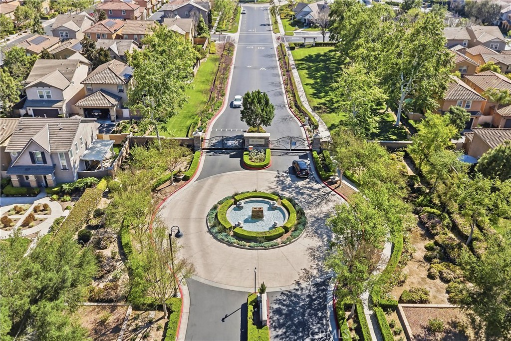 7038 Village