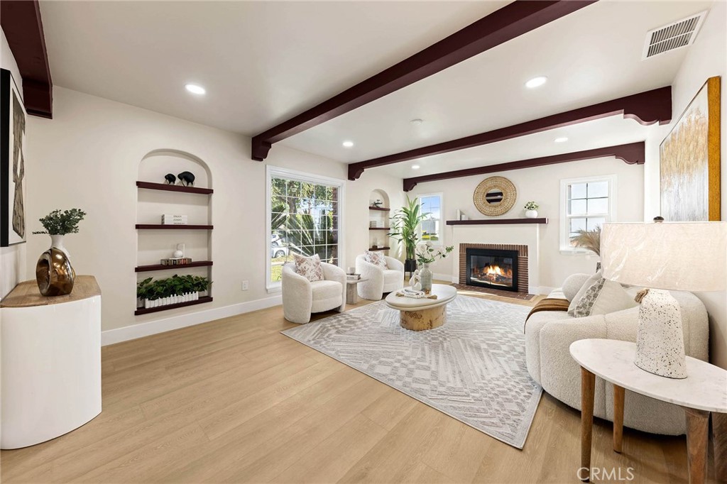 1241 S 4th Street