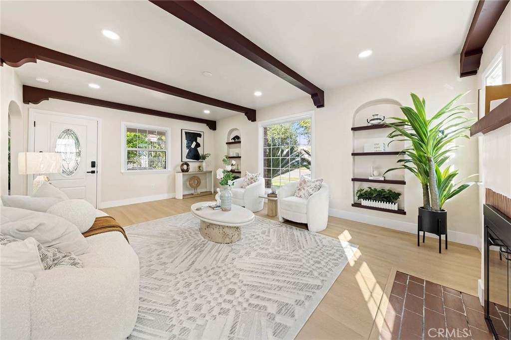 1241 S 4th Street