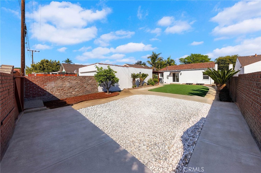 1241 S 4th Street