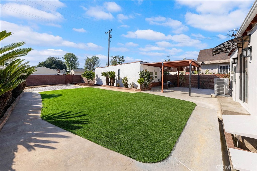 1241 S 4th Street