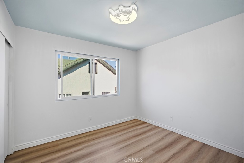 516 N Moore Ave A