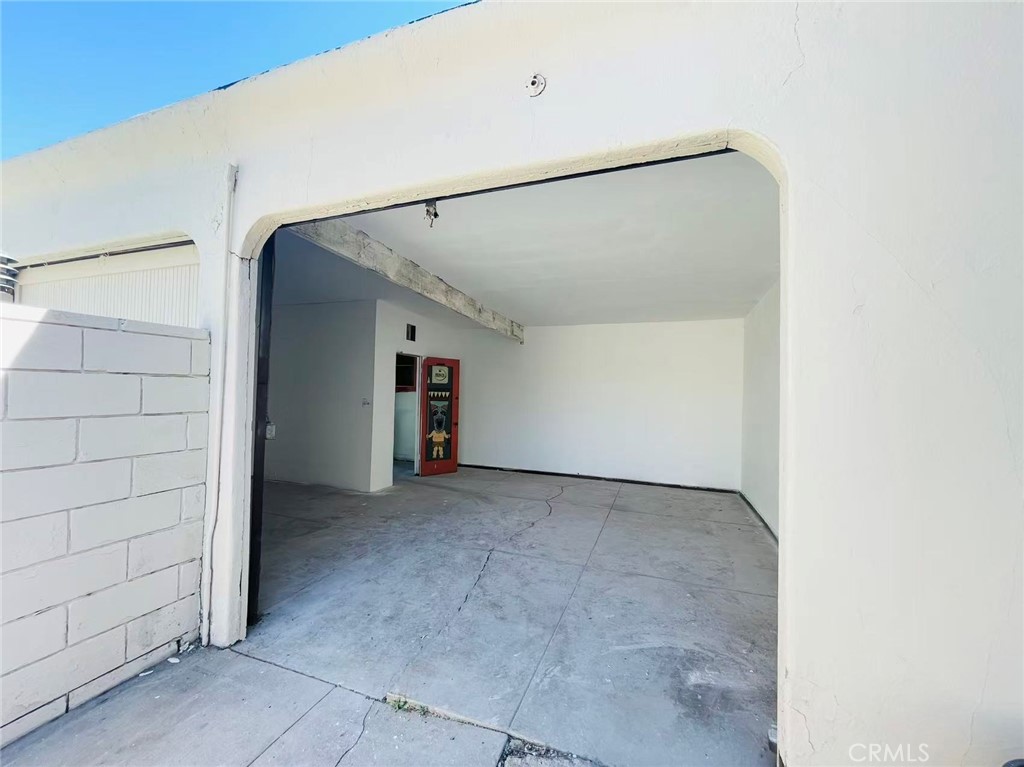 266 N Wilson Avenue