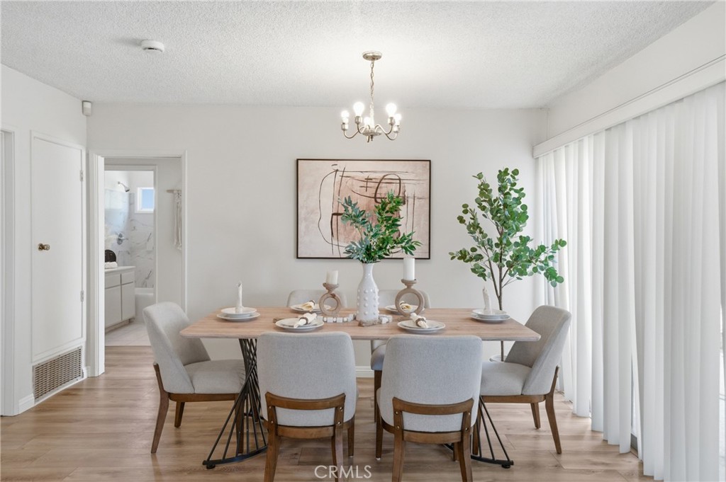 1087 Ridgecrest