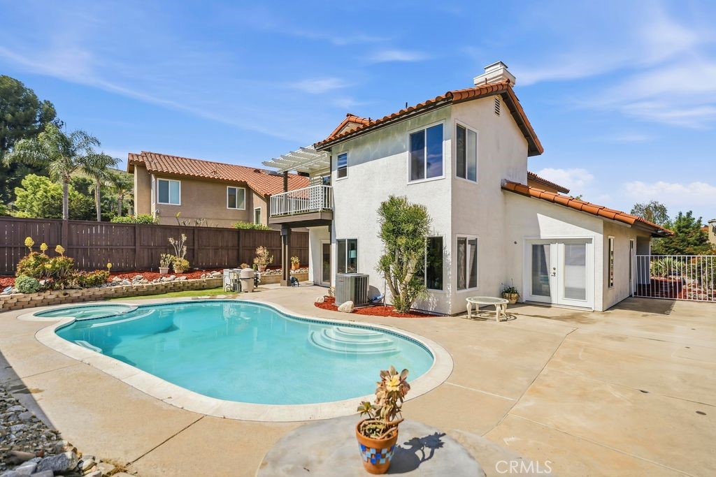 6235 Woodbridge Street