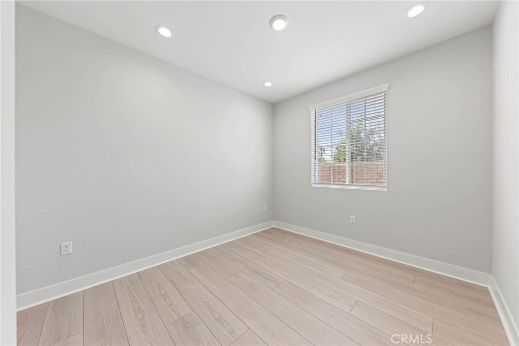 585 Patten Avenue