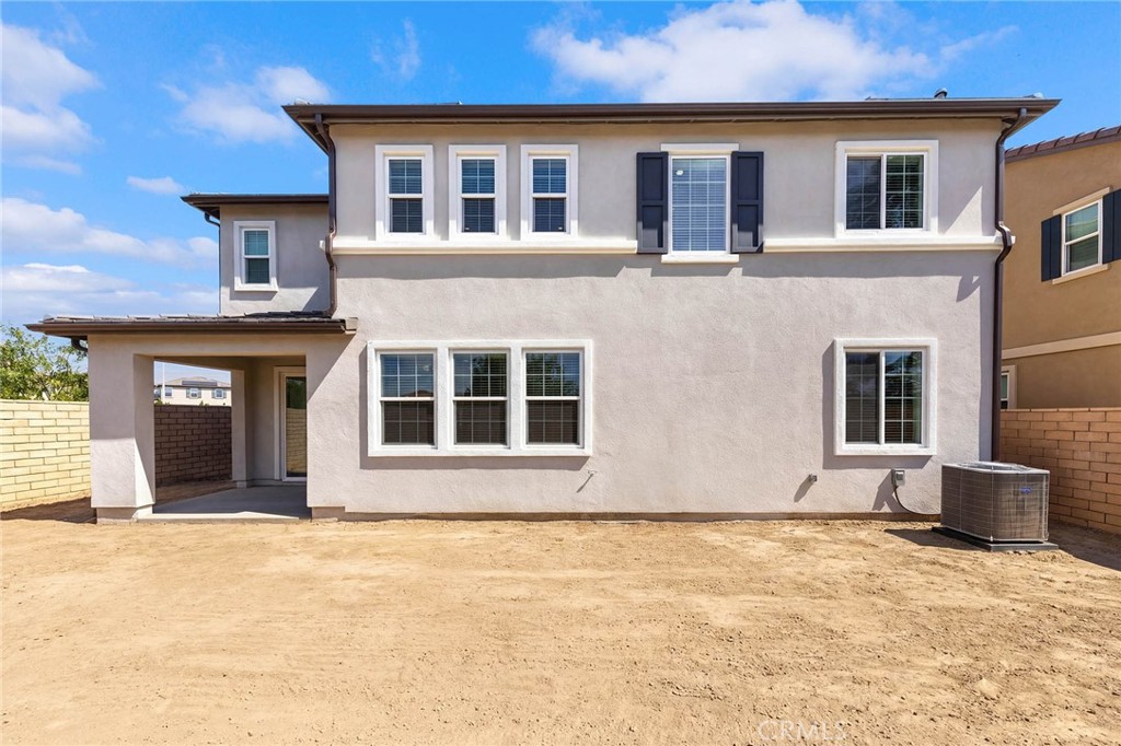 585 Patten Avenue