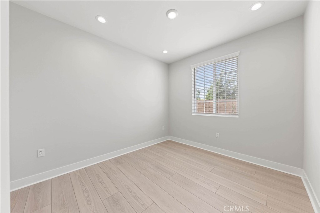 585 Patten Avenue